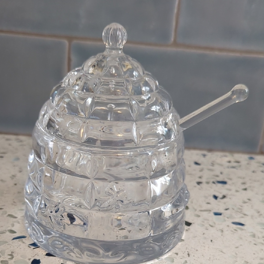 Studio Silversmith Crystal Beehive Honey Jar with Dipper